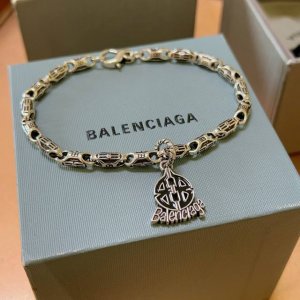 原单货新品 巴黎世家 Balenciaga手链专柜一致巴黎世家手链 男士火爆款出货 设计独特 前卫 男女必备！码数18。20。22。24Cm