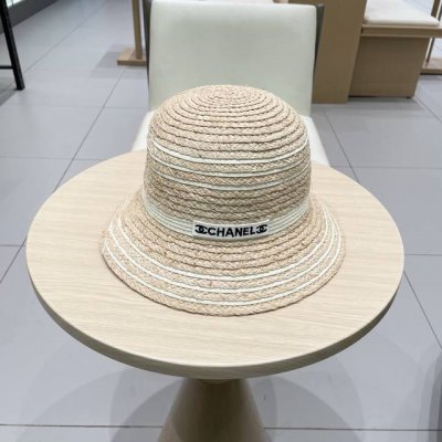Chanel彩色草编渔夫帽女夏季日系显脸小百搭草帽沙滩遮阳防晒太阳帽子潮