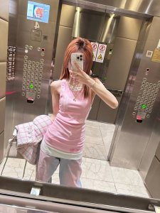 我们出品 Zp9360 量大咨询客Fu Chan L24C双C树脂耳环 订制整个C的形状容易报废 凡是涉及到订制树脂的 都不好做 做报废N批 全部镶嵌施华洛世奇