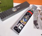Gucci 古驰 唐老鸭 迪士尼合作款 在今年席卷整个时尚界 超方便一键开收 全铝伞架 一直以奢华以对时尚的独特设计而享有盛誉 大气而精致 新涂层技术伞布 带来