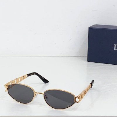 Christian Dior Mod：2923 10A0 Size：56口18 142