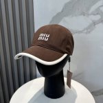配防尘袋. Miumiu缪缪 新款订单款刺绣棒球帽大牌款超好搭配 赶紧入手