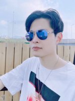 古奇Gucci 原单男士女士同款偏光太阳镜；金属合金镜框，金属板材镜腿。看细节就知道大师手工制作设计，做工精致，高端大气，适合男女旅游出行。编号：8125