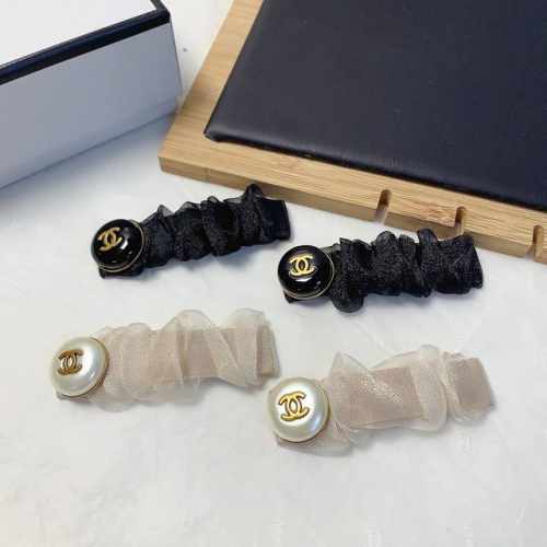 chanel小香 chanel发夹 欧根纱珍珠Logo边夹Bb夹刘海夹压夹日常精致小单品 气质百搭小仙女必入单品 宝藏款 闭眼入推荐款 一对