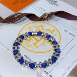 新品发布 Hermas爱马仕手链奢华爱马仕手串 天然石青金石手链男女同款 最新款全件串珠手链档次更高明星同款Anger Forest系列H复古爱马仕手链 尺寸: