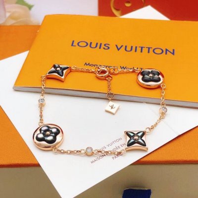 编号Lsl0098 Lv*最新款玫瑰金色灰色贝母手链 一致Zp黄铜材质
