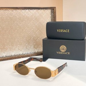Versac*Model：Modx38Size：56口18-140