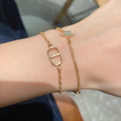 Dior 迪奥 中古 手链 专柜一致上新 精选原版一致 黄铜材质 甜美气质高雅.