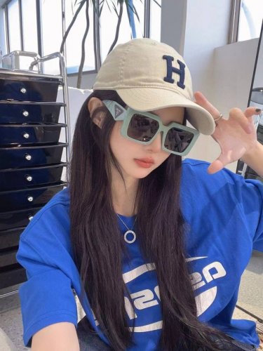 prada普拉达 2025时尚金属多边形大框太阳眼镜男款个性遮阳墨镜女格子镜片
