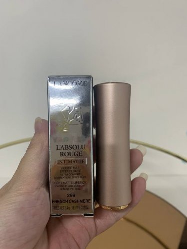 高端品质 兰蔻小蛮腰粉管口红！色号：196-274-276-278-289-299-330-362-888-215-218-220-273-315。
