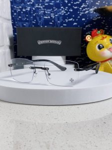 Chrome Hearts克罗心 2025新款潮流眼镜框架新品复古无框长方形 打孔个性男女超轻粗腿平光镜片