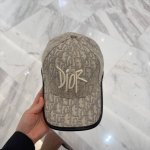Dior迪奥 刺绣 官网同步新款发布 老花D家棒球帽，水洗标吊牌齐全，超级火爆