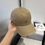 P 巴黎世家新款鸭舌帽，头围57Cm