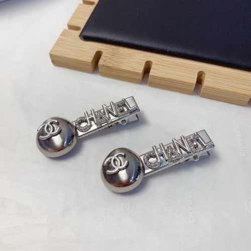 Chanel小香 Chanel发夹 新款Logo边夹刘海夹压夹日常精致小单品 气质百搭小仙女必入单品 宝藏款 闭眼入推荐款 一对