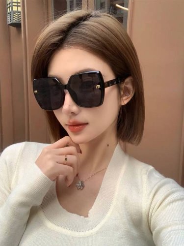 P90Miumi*墨镜女款太阳镜高级感2025新款大框圆脸显瘦Ins街拍个性防紫外线