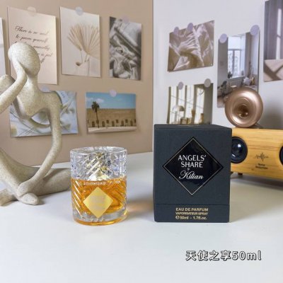 高端品质 By Kilian克利安新香水Angels Share天使之享50Ml，整个香水瓶子真的是很绝美，像个精致的装了洋酒的酒杯 Angels Share天