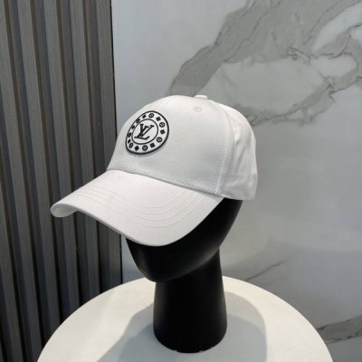 lv路易威登棒球帽 专柜热卖款纯棉内里，轻盈透气。完美版型，对格精准无误，原厂品质，独家实物拍摄，男女适用