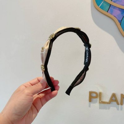 配包装 chanel 香奈儿 最新款小香发箍 复古头箍 网红爆款推荐 搭配高端材质 超精致 时尚百搭