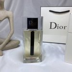 专柜品质 迪奥桀骜运动Hommesport新包装淡香水125Ml 木质馥奇香调新香 新款是全新香调 新款运动注入了 温暖琥珀香调 以木质香调结尾 清新与魅力 体