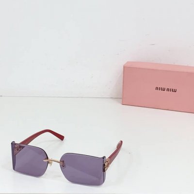 Miu M*Model: Mu 111Av Size：63口17-130