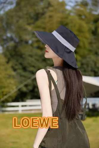 罗意威Loewe气质双面帽子女春夏季新款遮阳渔夫帽双面戴太阳帽轻薄防晒帽潮