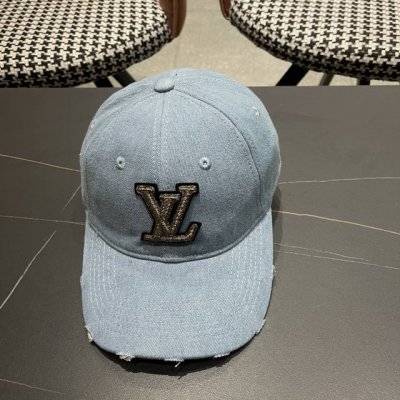 路易威登棒球帽 Louisvuitton新款Lv棒球帽，高端大气，百搭款男女通用！
