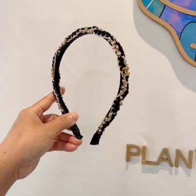配包装 chanel 香奈儿 最新款小香发箍 复古头箍 网红爆款推荐 搭配高端材质 超精致 时尚百搭