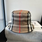 80￥Burberry巴宝莉原单渔夫帽，高级定制，头围57Cm