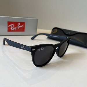 rb4471 雷朋 Rayban 作为美国空军的标志之一，深受各大明星追捧始终引领世界潮流风向标，永不落时的风格、永无止境的灵感，一直在创新，从未被超越。 此款