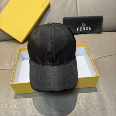 新款出货 配盒子布袋，Fendi 芬迪 新款原单棒球帽， 双F提花，专柜常年热卖款，口碑极佳，1:1开模订制，原版提花帆布料+头层牛皮，轻盈透气！质量超赞，基础