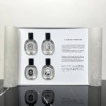 专柜品质 蒂普提克香水小样4件套蒂普提克香水小样4件套白盒4*10Ml 无喷头，内含檀道，无花果，杜桑，水中影1杜桑真的温柔到极致！散发着晚香玉的清新，没有一丝