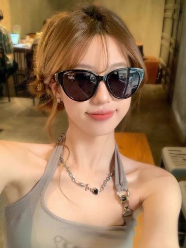 Valentin*大圆框墨镜女2025新款大脸显瘦方圆脸高级感防晒防紫外线太阳眼镜