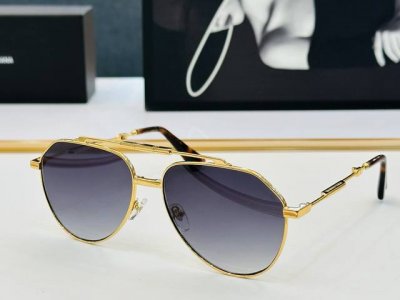 官网款 Dolce&Gabban*Dg2302 Size：61口16-143 新颖独特Bm美艳绝伦 折叠款
