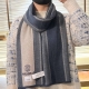 同步专柜，高端羊绒针织围巾！ 可正式，可随意，非常Classical的男款设计。这款织法比较难，又很费纱线，工艺难度非常大！！绝对是一条审美不过时的单品！随便围