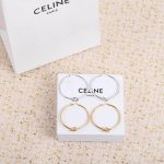 46 我们出品 量大咨询客Fu Ce1Ine 纽结耳环 喜哥同款Celi**经典打结耳钉独家购入Z千+ 开版Zp黄铜材质 柔美又和谐 设计简约而有范儿、时髦得很
