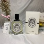 专柜品质 蒂普提克Diptyque 谭道Tam Dao中性淡香水Edt Ml 香调:木质花香调 是远去的书香门第的味道 一股子木头香，略微有点冲，但不刺鼻，不熏