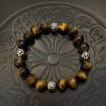 专柜精工版本 Chrome He Rts克罗 虎眼石*多元素十字架手链 手串，明星同款 复古做旧风格 原版复刻 纯手工打造 ～正品开模潮流时尚必备 男女均可佩戴