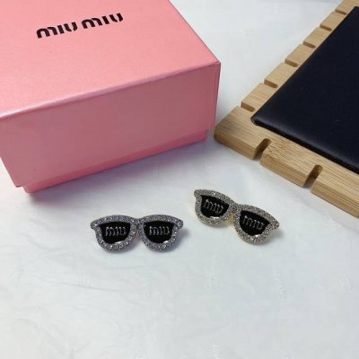 miumiu缪缪 Miumiu胸针 Mini迷你眼镜胸针大气上档次精致小仙女必入单品宝藏款 闭眼入推荐款 单个