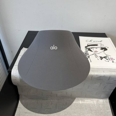 潮牌Alo新款鸭舌空顶