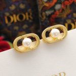 编号Ded0602 Dio*最新款迷你光面耳钉 一致Zp黄铜材质