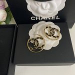 P70Zp打版 小香 Chanel 皮串圆环字母耳钉耳环 高端原版Logo字印香奶奶最气质的一款耳钉 黑金真皮配色绝了 真皮手工编织 香奈儿的耳钉其实实绝大多数