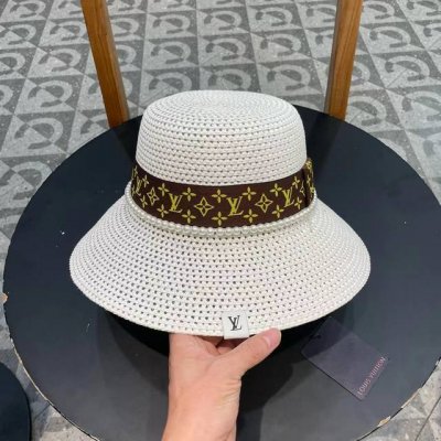 lv路易威登 新款织带度假风盆帽草帽，旅行必备，超好搭配，赶紧入手！
