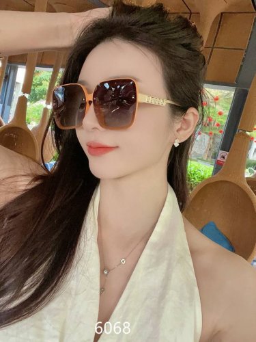 芬D女士偏光墨镜 大框瘦脸 大牌范 时尚风 直播推荐款 6068