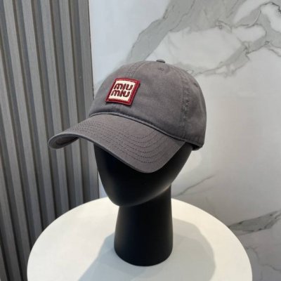 miumiu新款素色棒球帽 当下爆热的色系-街头感十足 潮流百搭 小红书种草 毒药 get上你们的男朋友 一起Cool