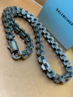 原单货新品 巴黎世家项链 Balenciaga 新款项链专柜一致 细节做工精细 每个细节流程到位 设计工艺精细 火爆款出货 设计独特 复古风格 巴黎世家项链 任