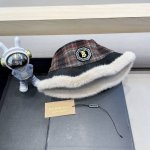 巴宝莉Burberry2024新款复古格子渔夫帽秋冬季毛呢加厚保暖护耳帽防寒毛绒盆帽潮