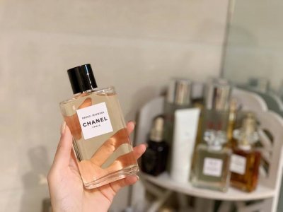 专柜品质 香香家里维埃拉 Riviera 让你闻起来就很贵的香水 这是一款很温柔的花香调香水 125毫升