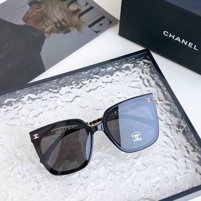 chane*叮咚 你的梦中情镜来了 Ch编织腿新款 方形百搭暴击少女心 佩戴舒适感绝不怕掉 细节品质看得见！ Ch0777 Size：66口17-145