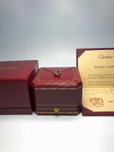 顶级版本Cartier卡地亚项链 Love双环铺镶钻石项链双面带钻一面螺丝字印精选 镀18K金工艺 专柜版本 一比一定做 带尾链做到视觉媲美真金真钻。白金 金色