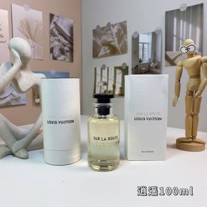 高端品质 Lv路易威登逍遥男士香水100Ml Sur La Route 100Ml 香橼木 佛手柑 秘鲁香脂 胡椒 肉豆蔻 白麝香